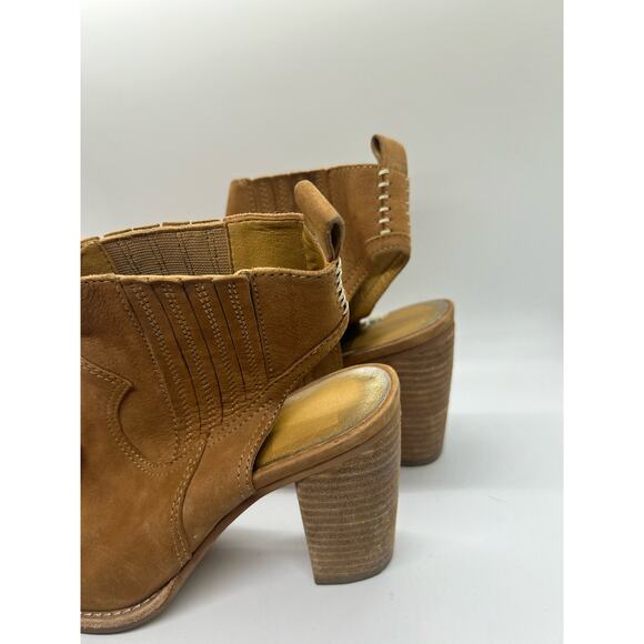 Dolce Vita Brown Heels Bootie Cut-Out Tan Neutral Women's Size 7.5 - Picture 4 of 7